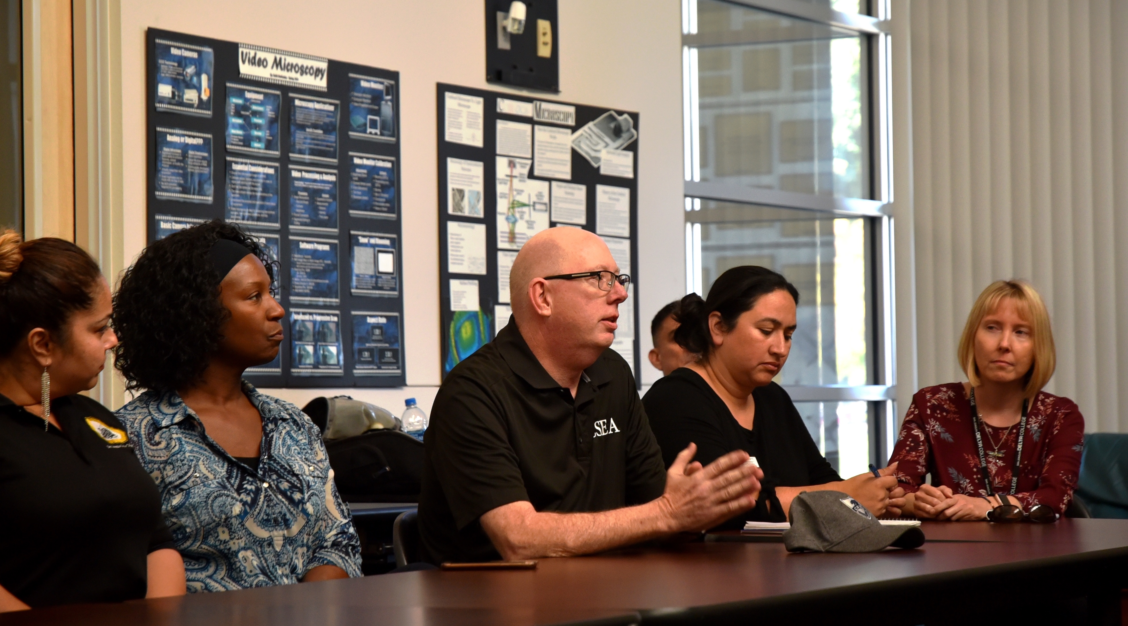 Classified staff had a chance to ask questions of Chancellor Eloy Oakley during his visit to San Joaquin Delta College.