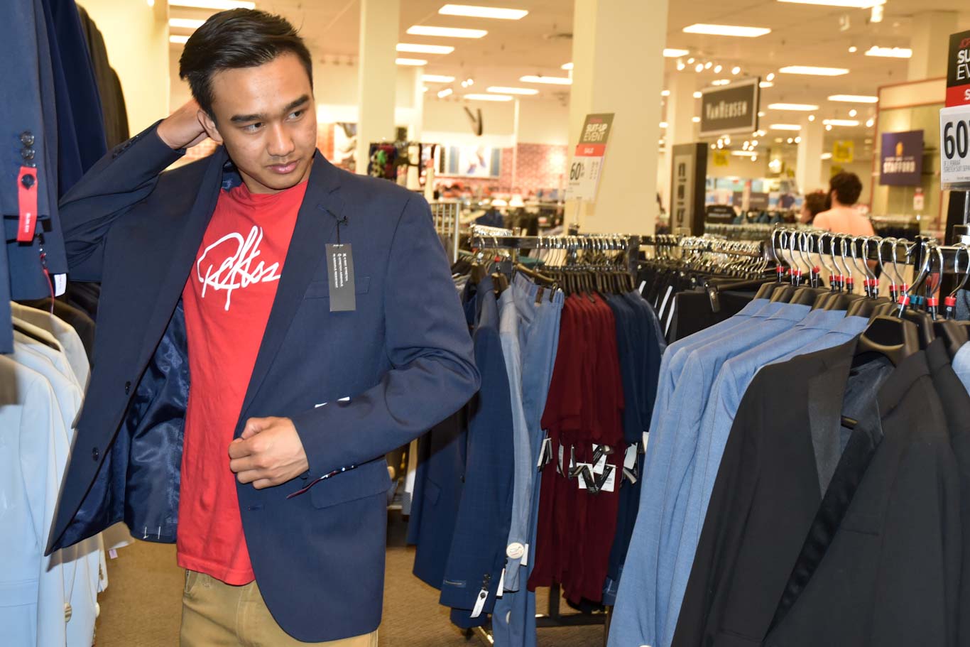 San Joaquin Delta College students enjoyed deep discounts on career apparel at the JCPenney Suit-Up event on April 8.